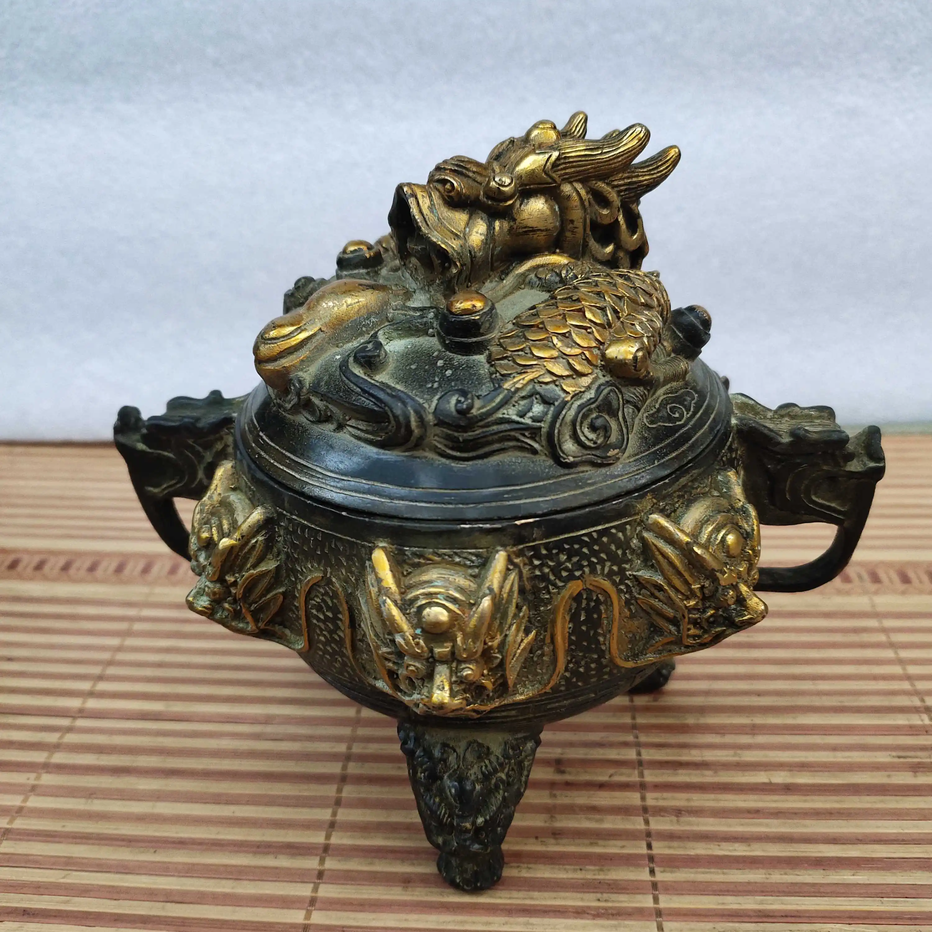 Antique Bronze Ware Collection Pure Copper Gilded Nine Dragon Stove Smoked Incense Stove Wrapped with Pulp Buddha Hall Item