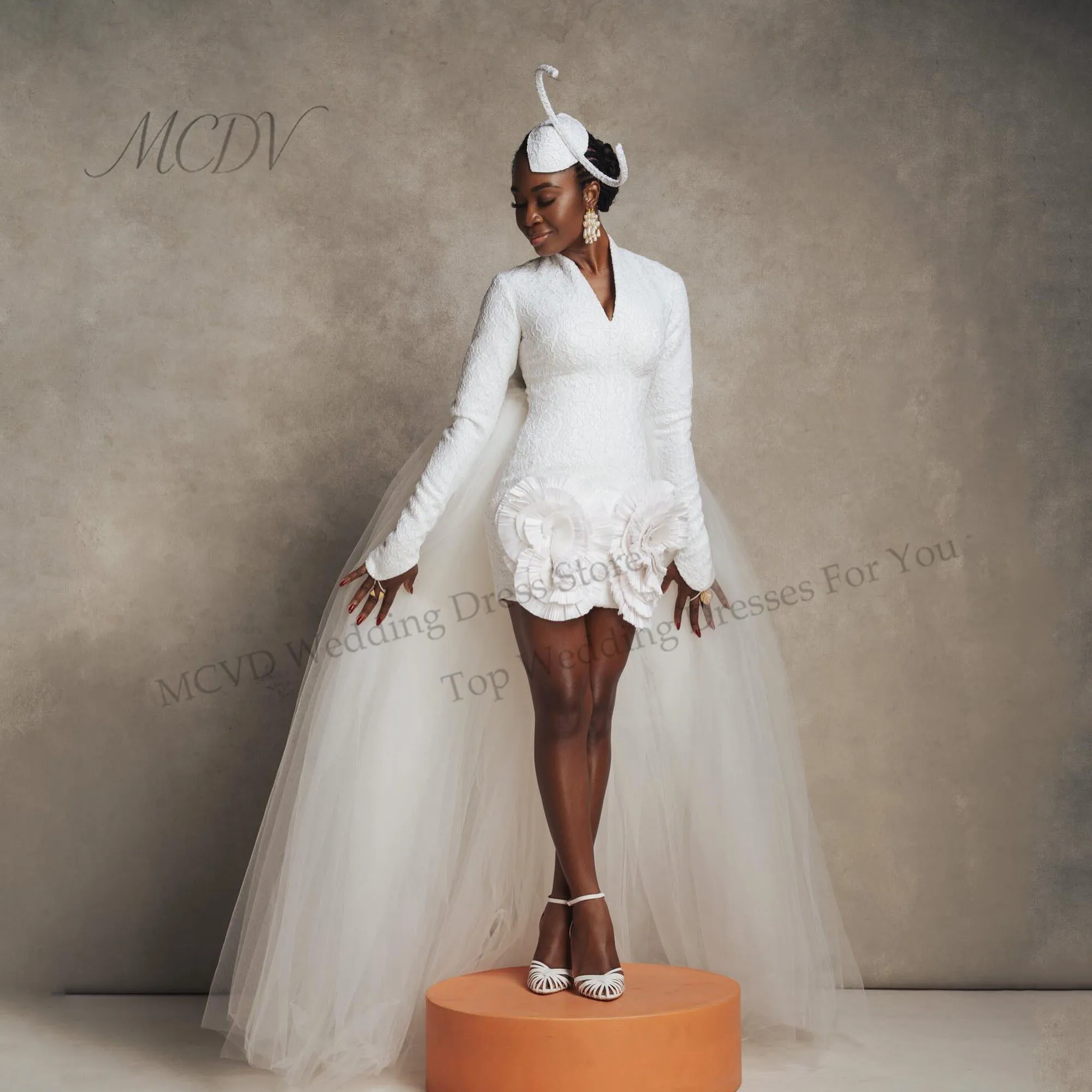 Short Mini Wedding Dress Long Sleeves 3D Floral African Bridal Gown V Neck TexturedPhotoshoot Reception Bride Dress Customized