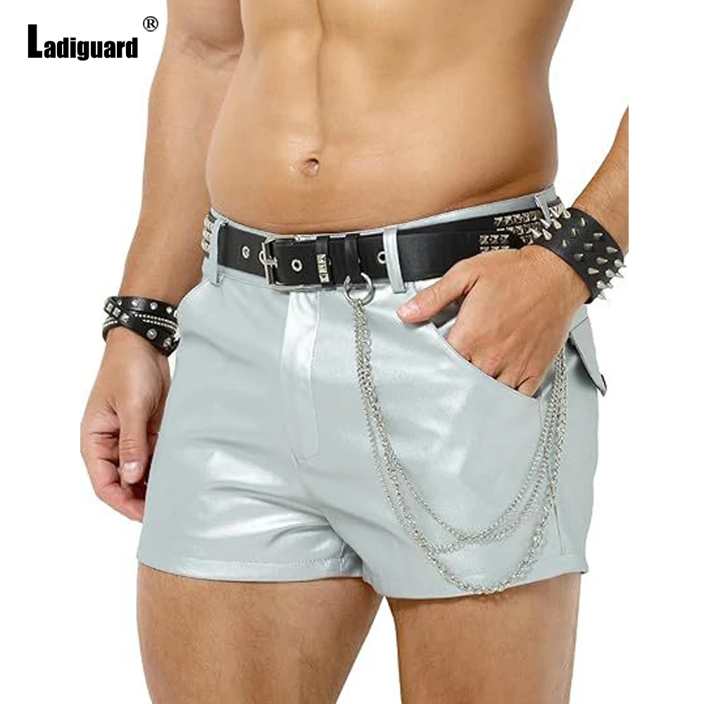 

Plus size 3xl Men Fashion Pu Leather Shorts 2025 European Sexy Club Dance Ultra Shorts Men's Rock Style Short Pants Silver Gold