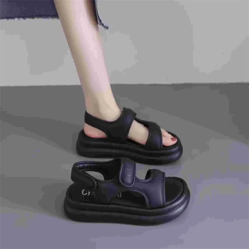 Summer Fashionable Casual and Comfortable Girls\' Elegant Open-toe Soft-soled Anti-slip and Wear-resistant Thick-soled Sandals