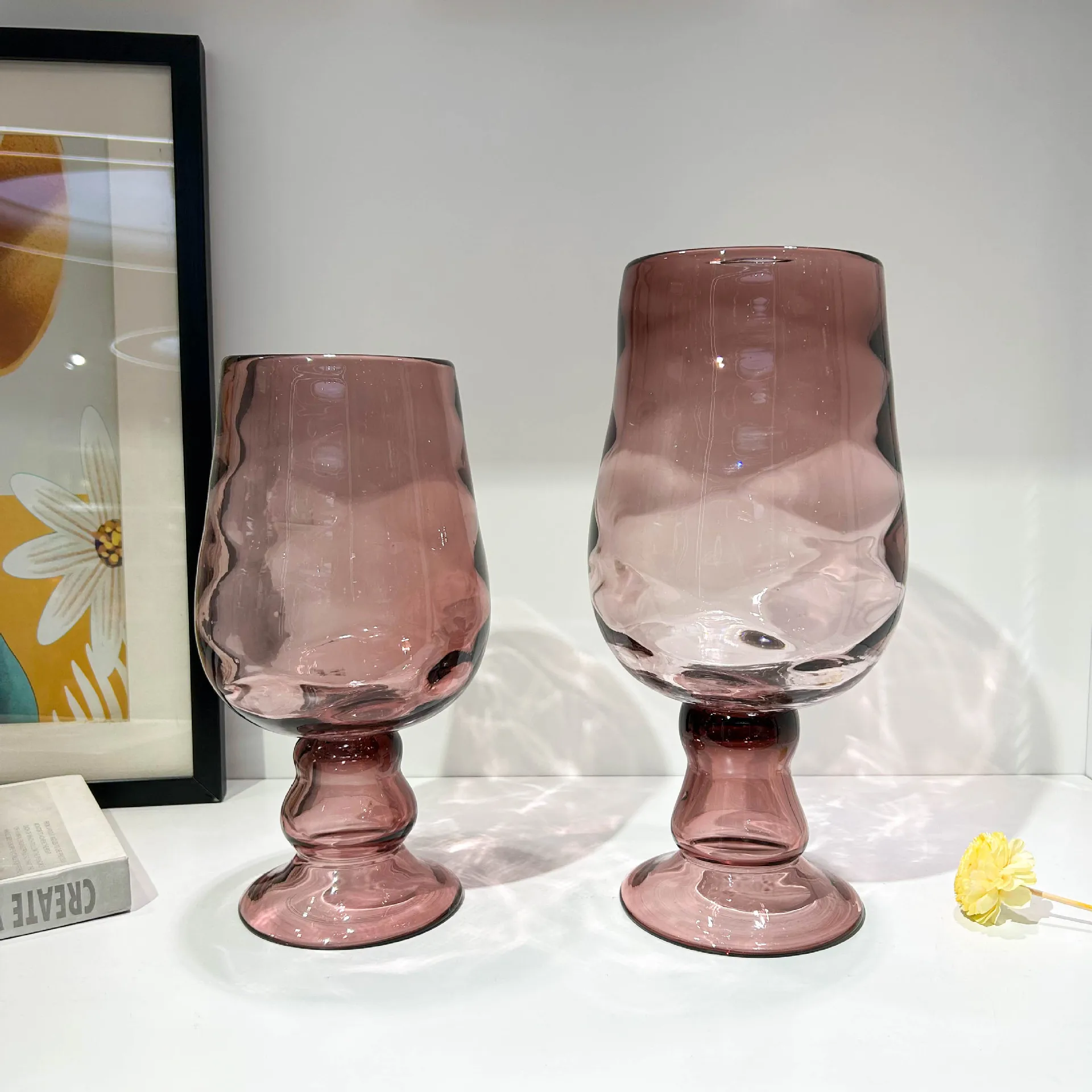 atmosfera-creativa-moderna-adorno-de-jarron-de-cristal-de-vino-tinto-personalizado-modelo-de-decoracion-folclorica-para-el-hogar-decoracion-artistica-de-alta-gama