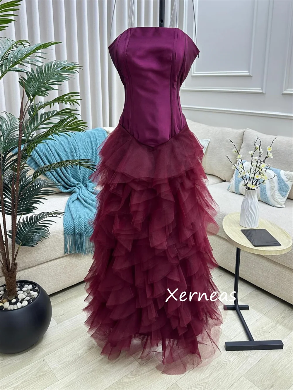 맞춤형 고품질 Charmeuse Pleat A 라인 Strapless Long Dresses 맞춤형 행사 파티 절묘한 현대 스타일