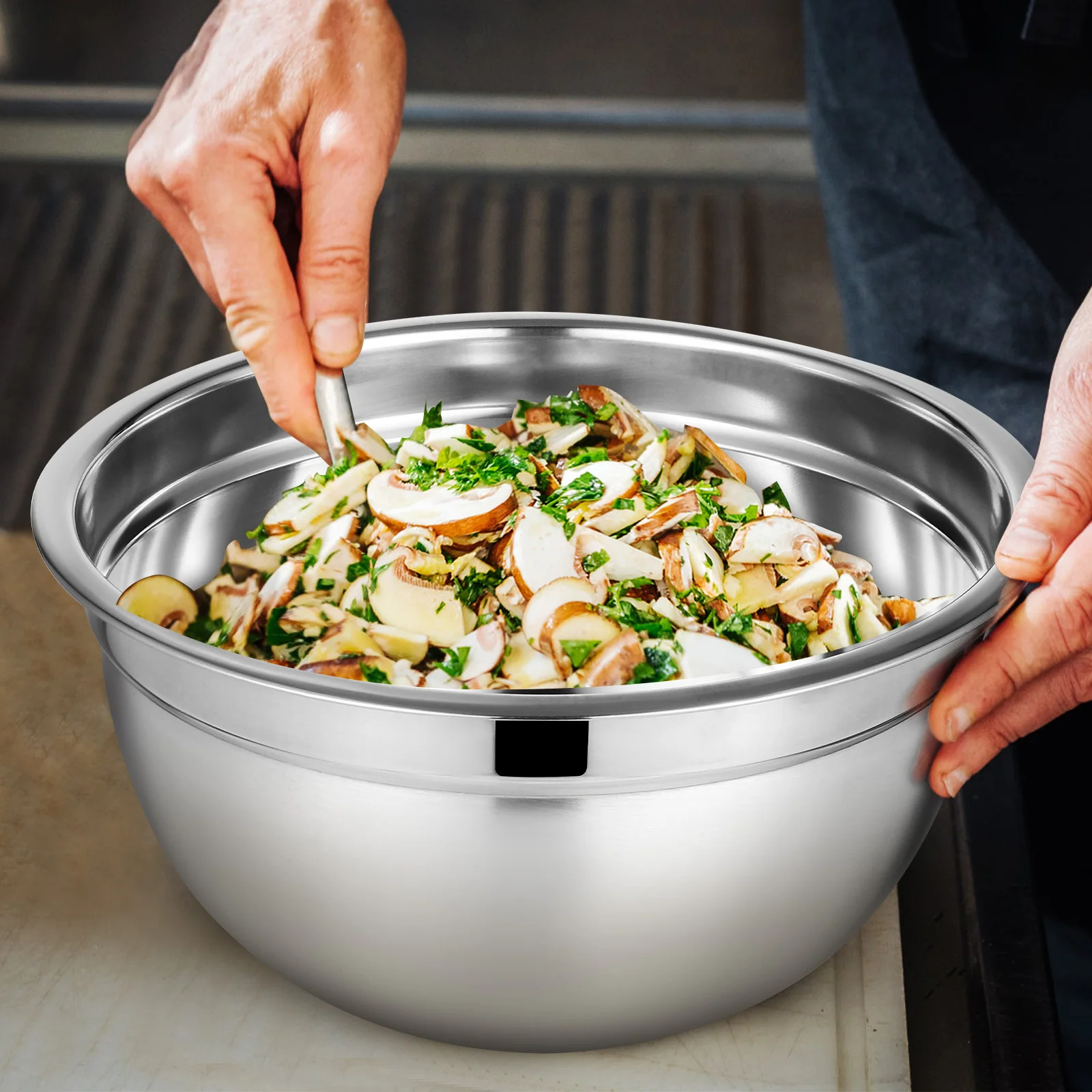 

4Pcs Stainless Steel Mixing Bowls Set Large Capacity Baking Salad Serving Non-Slip Base Stackable Design for Kitchen Prep