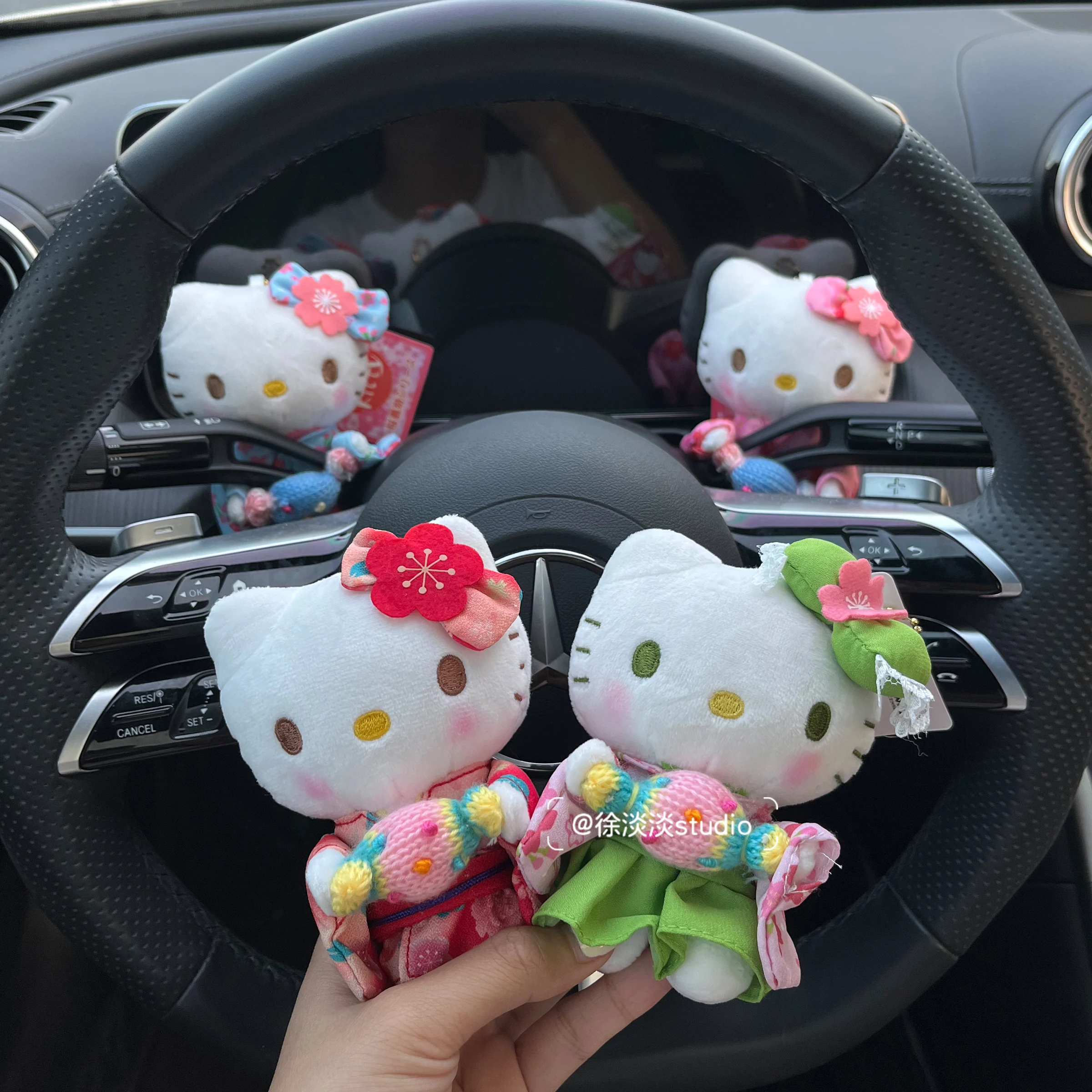 

Hello Kitty Car Cute Wiper Ornaments Cat Turn Signal Switch Ornament Car Interior Decoration Accessories