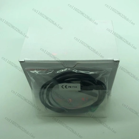 1PCS PM-L44  PM-L44P PM-T44 PM-T44P NEW Ultra-small Micro Photoelectric Switch Sensors