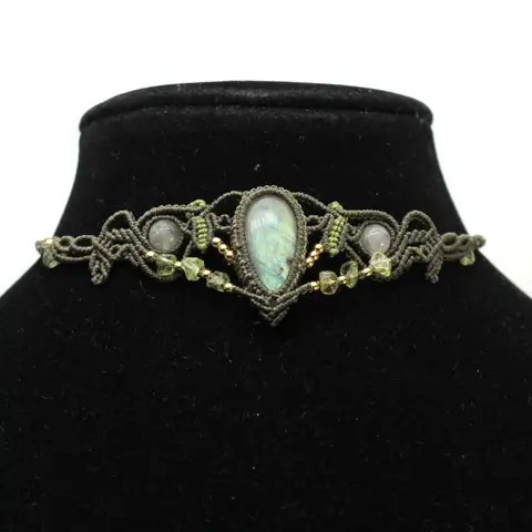 Braided Macrame Labradorite Crystal Stone Pendant Necklace for Women Natural Spectrolite Handmade Thread Wrapped Weave Chain
