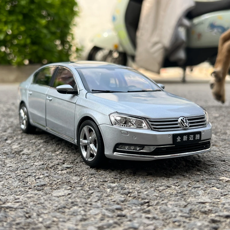1:18 origineel schaalmodel, Volkswagen VW Magotan 2011 B7L, Europa Passat B7, gegoten model voor verzameling en display