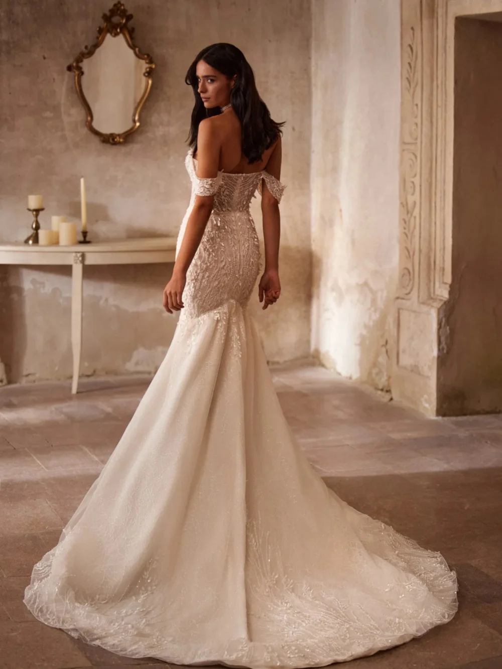 Abito da sposa con applicazioni di perline abbaglianti Abito da sposa con scollo a cuore da sogno Abiti da sirena con spalle scoperte personalizzati per la sposa