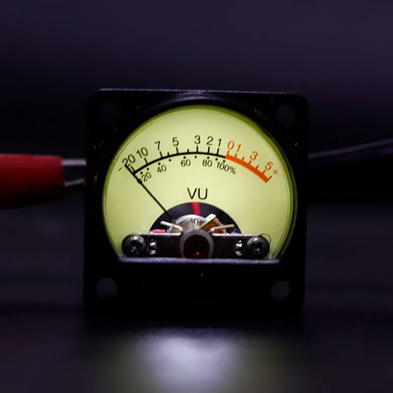 VU level meter 35mm with backlight with driver connected to power amplifier output Car bile power amplifier head