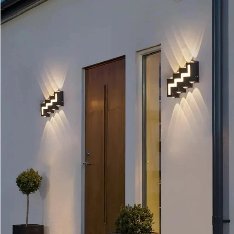 Waterproof IP55 Aluminum LED Wall Lamp AC110 220VLED Modern Outdoor Lights Patio Lights Durable Up and Down Lights Yard Wall Lig