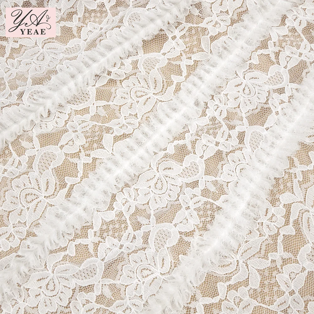 Vintage-Brautmantelkleid – Weißes, von Cheongsam inspiriertes Kleid (Elegante Hochzeits- und Abendgarderobe für Damen)