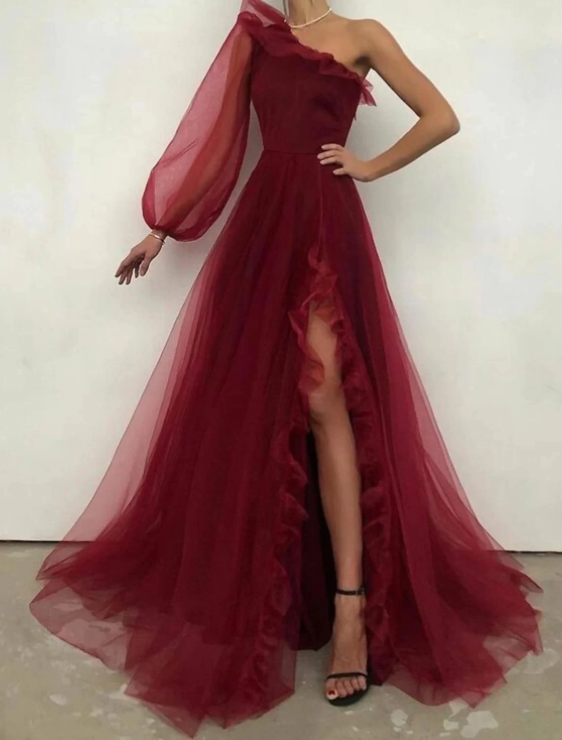 

Burgundy Evening Party Dress 2023 One Shoulder Long Sleeve Ruffles Tulle Silt Prom Dubai Formal Gowns Vestidos De Fiesta