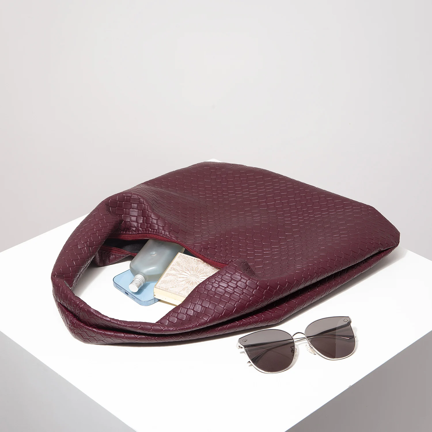 

Vintage Faux Woven Leather Shoulder Bag, Women's Handbag, Large Capacity Tote Bag, Crescent Bag, Zipper Underarm Bag,