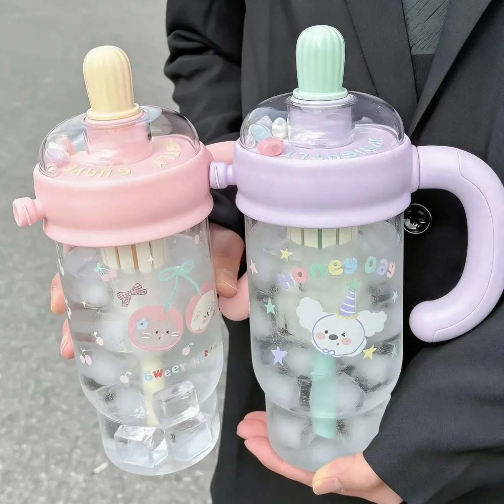 

900ml Large Water Bottle Cute Plastic Water Tumbler With Filter For Cold Coffee Tea Leakproof Portable Sports Car Drink Bottle