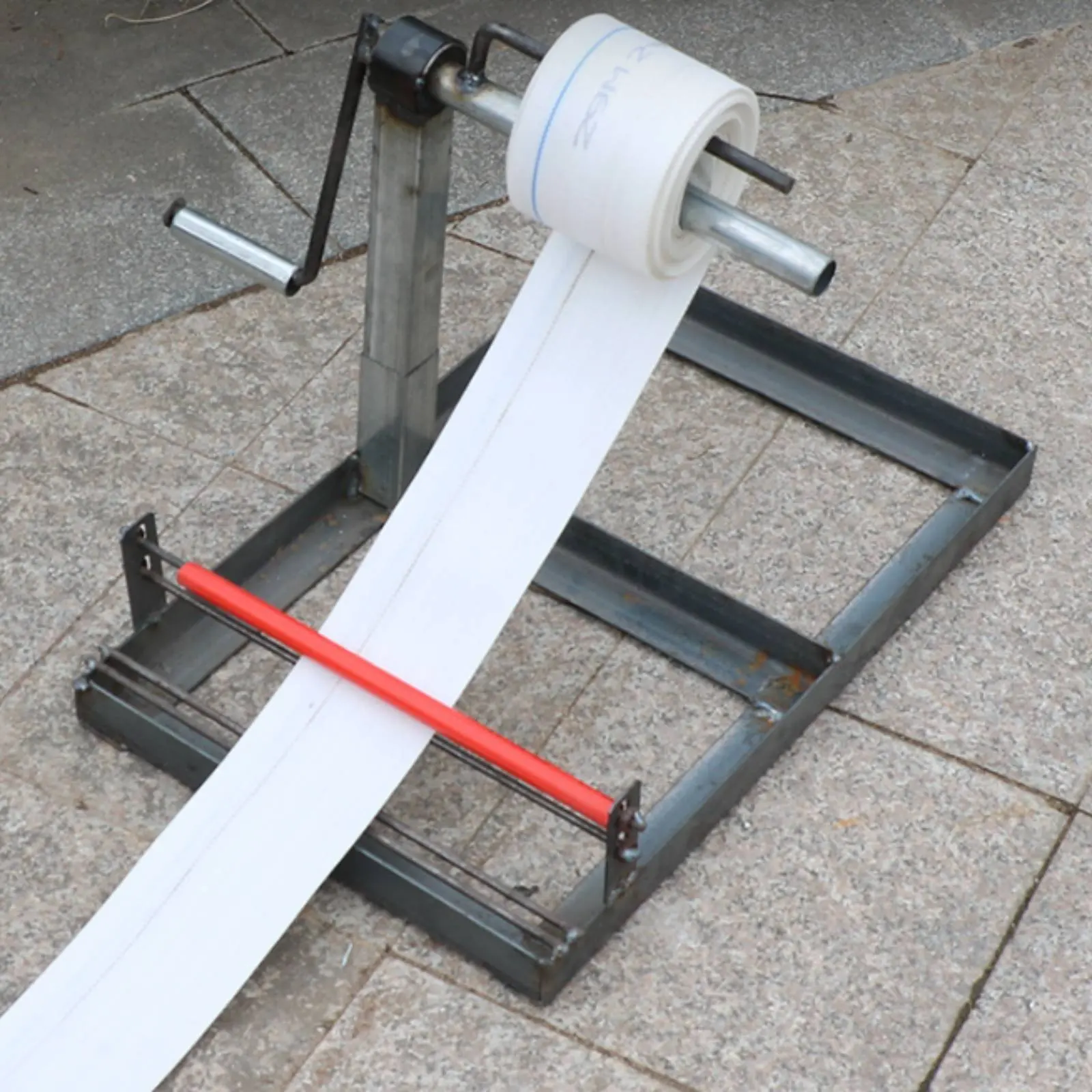 

Hand Crank Hose Reel Sturdy Duty Manual Flat Hose Winder Agricultural Equipment Stable Base Foldable Design for Farmers