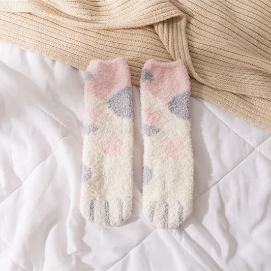 Chaussettes à rayures avec motifs de pattes de chats pour femmes, chaussettes de couchage, mignonnes, épaisses et amusantes, avec doigts d\'animaux