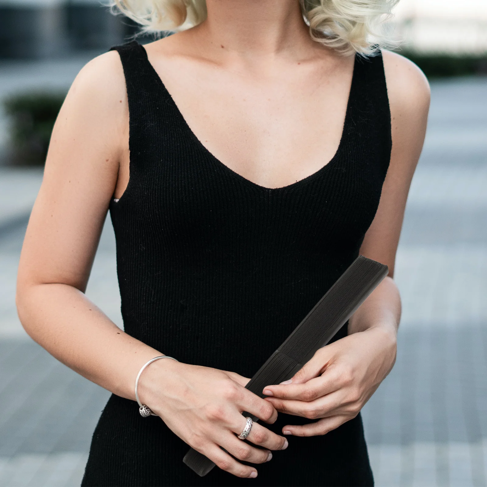 

Black Folding For Men Simple Lightweight Fabric Bamboo Hand Fan Portable With Carry Bag Summer Cooling Accessory Decorative