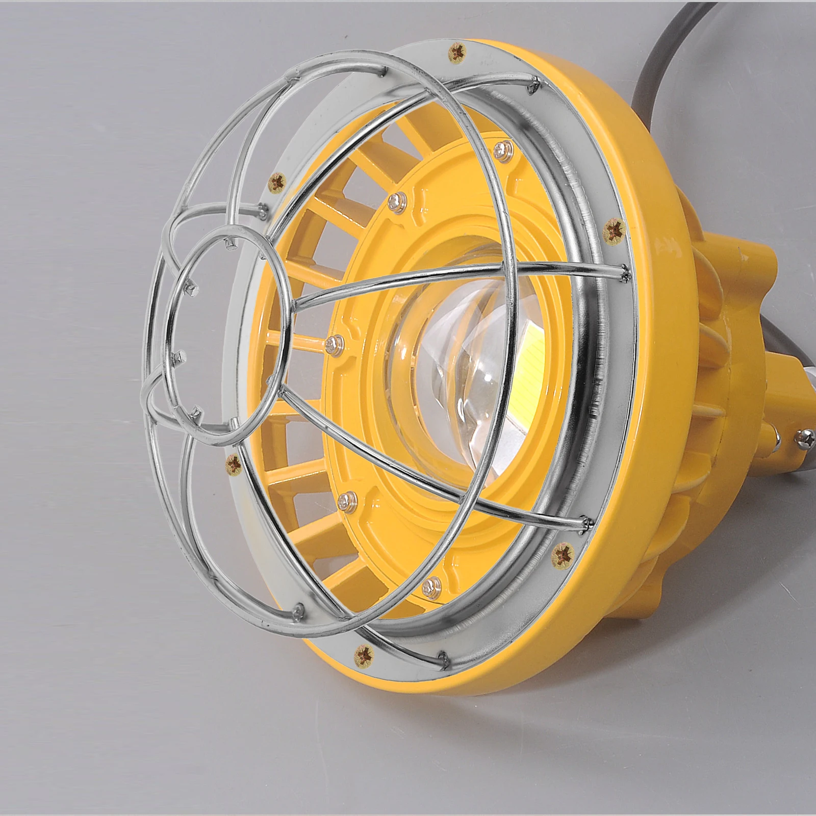 

1pc Iron Wire Lampshade Protector Explosion-Proof Light Cage For Pendant Ceiling Lamps Smoke Detectors Vintage Bulb Cover