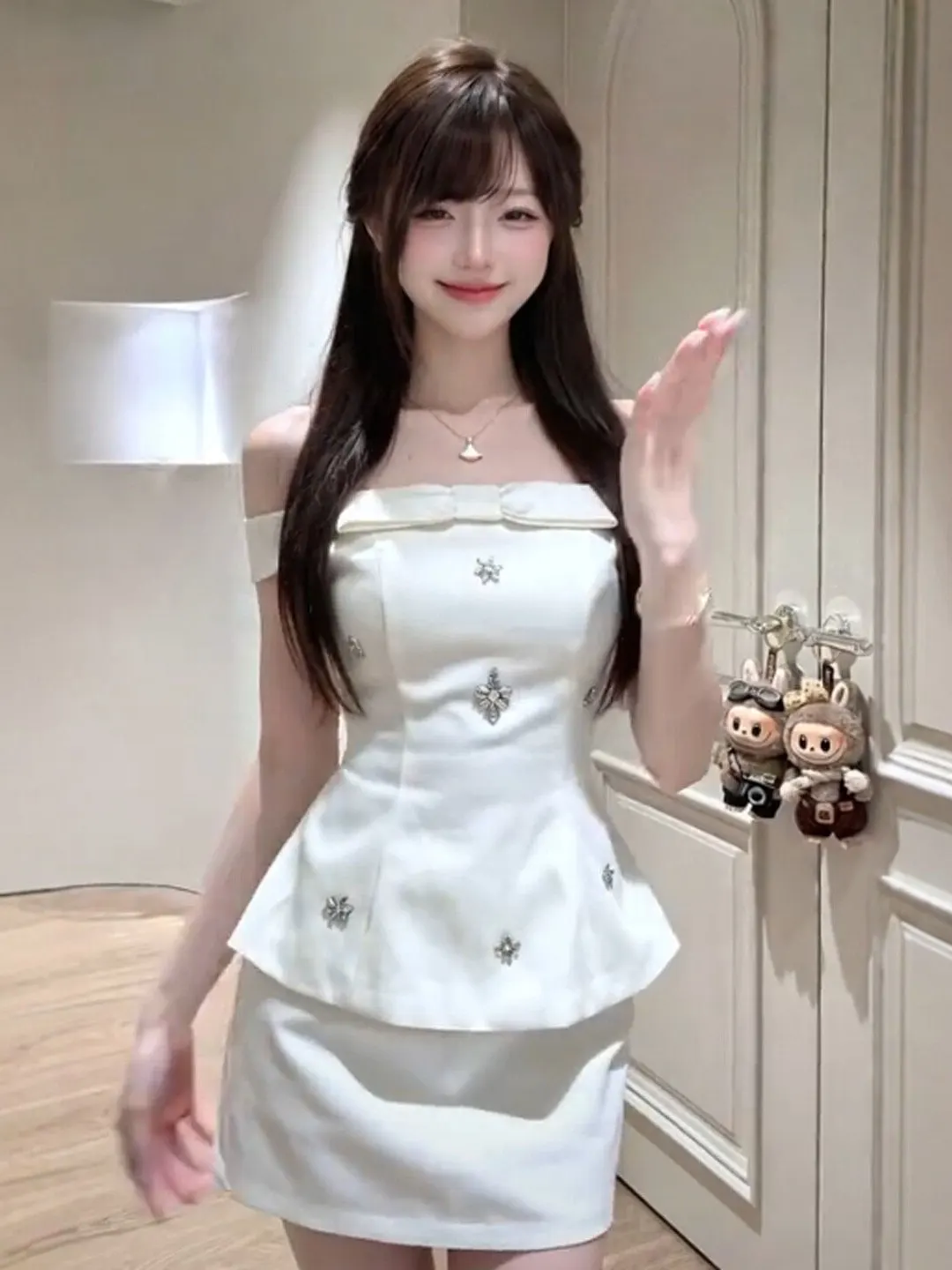 

Korean High-End One-Shoulder Bodycon Short Skirt Two-Piece Set Elegant Summer Outfit Comfortable Cotton Blend Casual Style