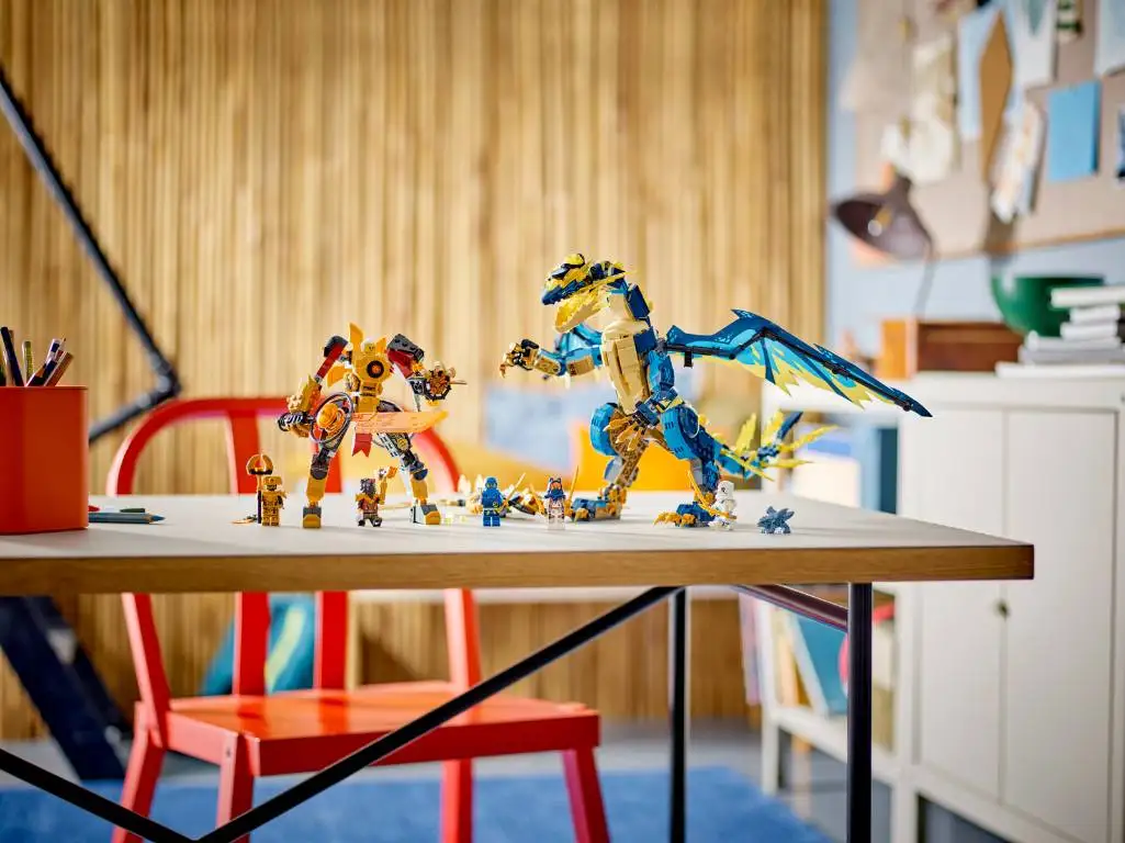 LEGO 71796 NINJAGO Elemental Dragon vs. The Empress Mech Action