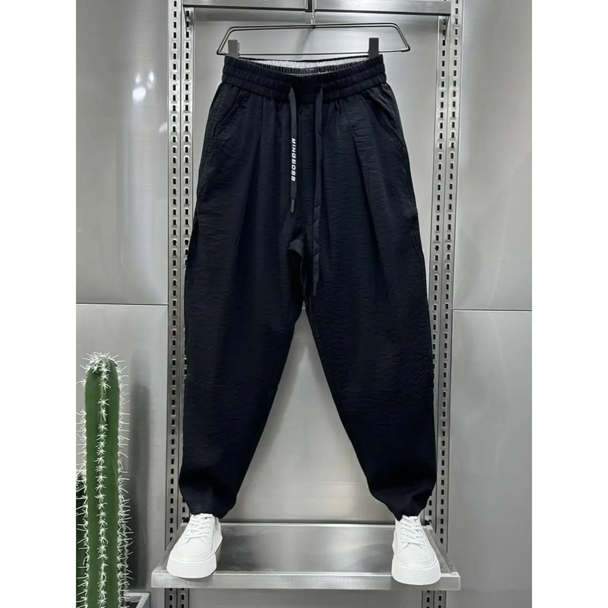 

Summer New Men's Loose Cotton Linen Qui Dry Ultra Thin Breathable Drape Casual Pants Harlan Carrot Pants Youth Faion