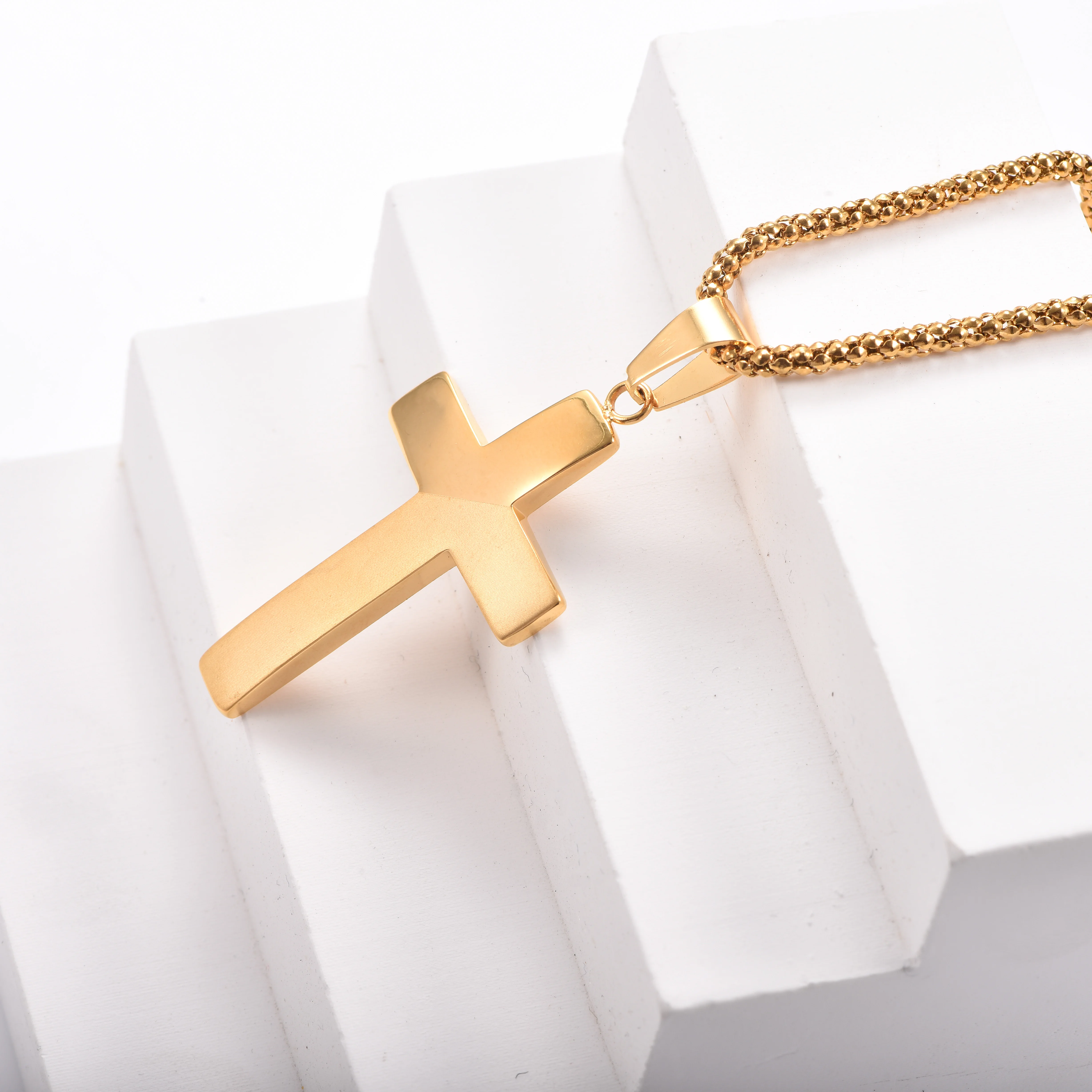 Kreuzanhänger-Halskette für Männer und Frauen aus Edelstahl, minimalistischer christlicher Schmuck, unisex religiöses Geschenk – Detail 4