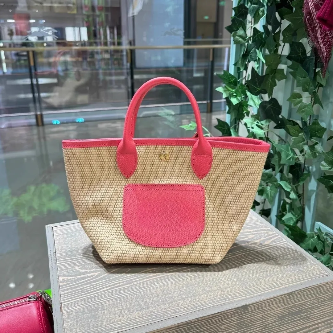 Contrast color grass weaving vegetable basket bag 2025 new niche design fashion one-shoulder beach bag women's vacation handbag