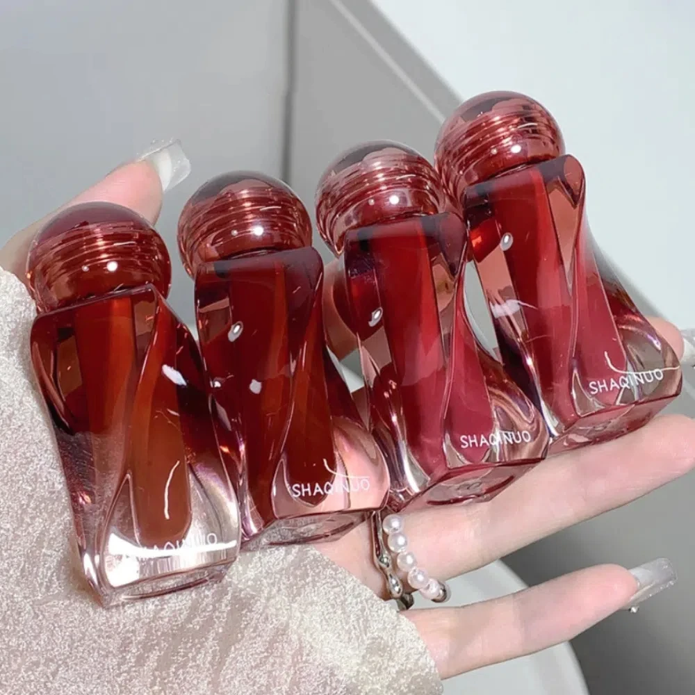 ลิปกลอส 6 สี ติดทนนาน กันน้ำ เนื้อแมทท์แบบมูส กำมะหยี่ ติดทนนาน เครื่องสำอาง