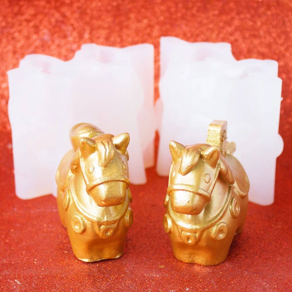 New Year Chinese Sycee Zodiac Get Rich Soon Gypsum Ornament Candle Mold Spring Festival DIY Horse Candle Silicone Mold Success