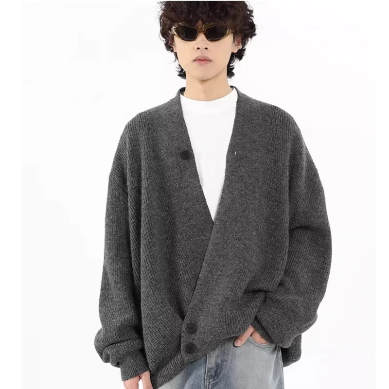 Unisex-Strickjacke 2025, Herbst, neue Cleanfit-Herren-Strickjacke mit V-Ausschnitt, Kimono, inspirierte Lazy-Strick-Oberbekleidung mit Premium-Atmosphäre