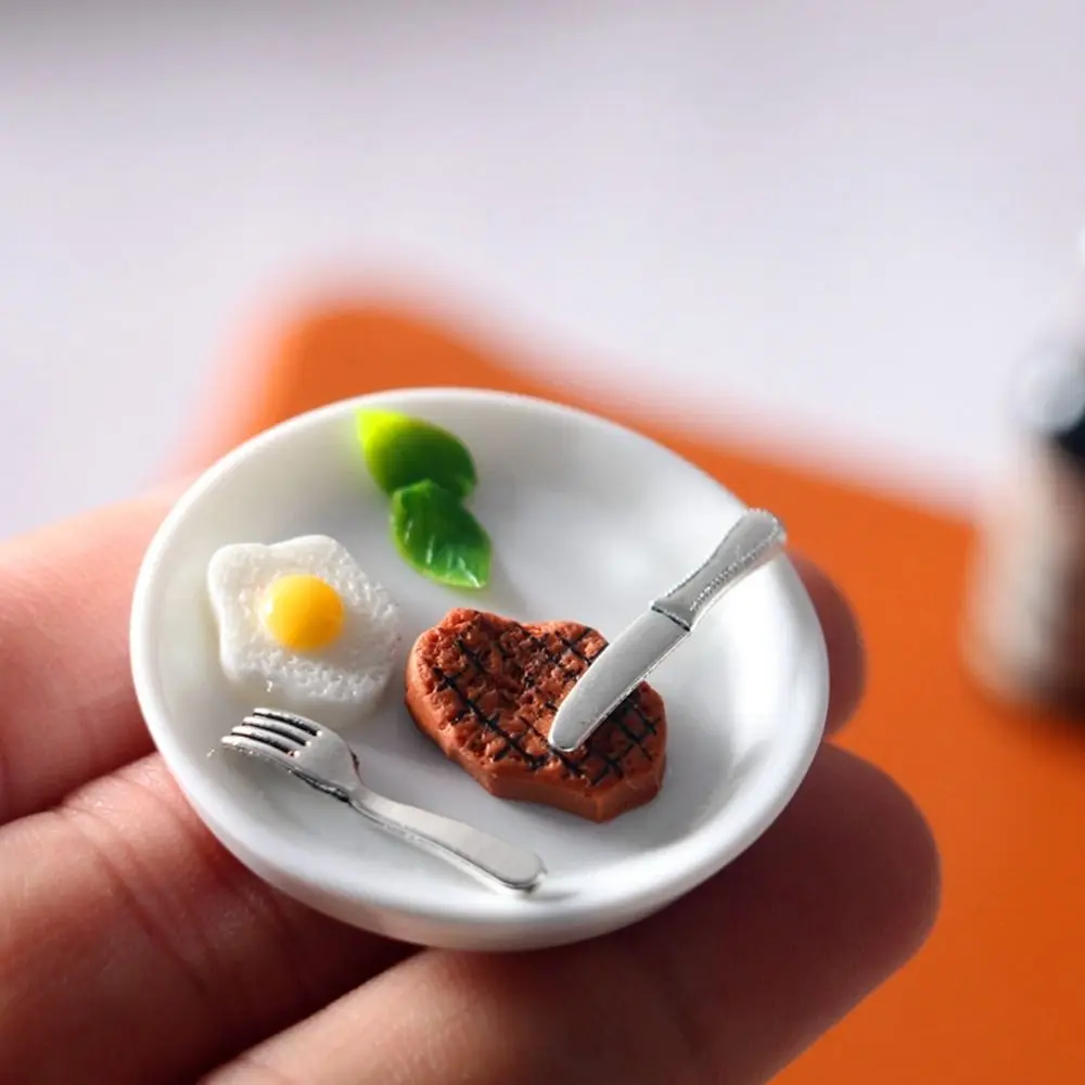 새로운 1:12 스케일 소형 인형 집 스테이크 미니 PP 레드 와인 스테이크 인형 가구 인형 집 장식