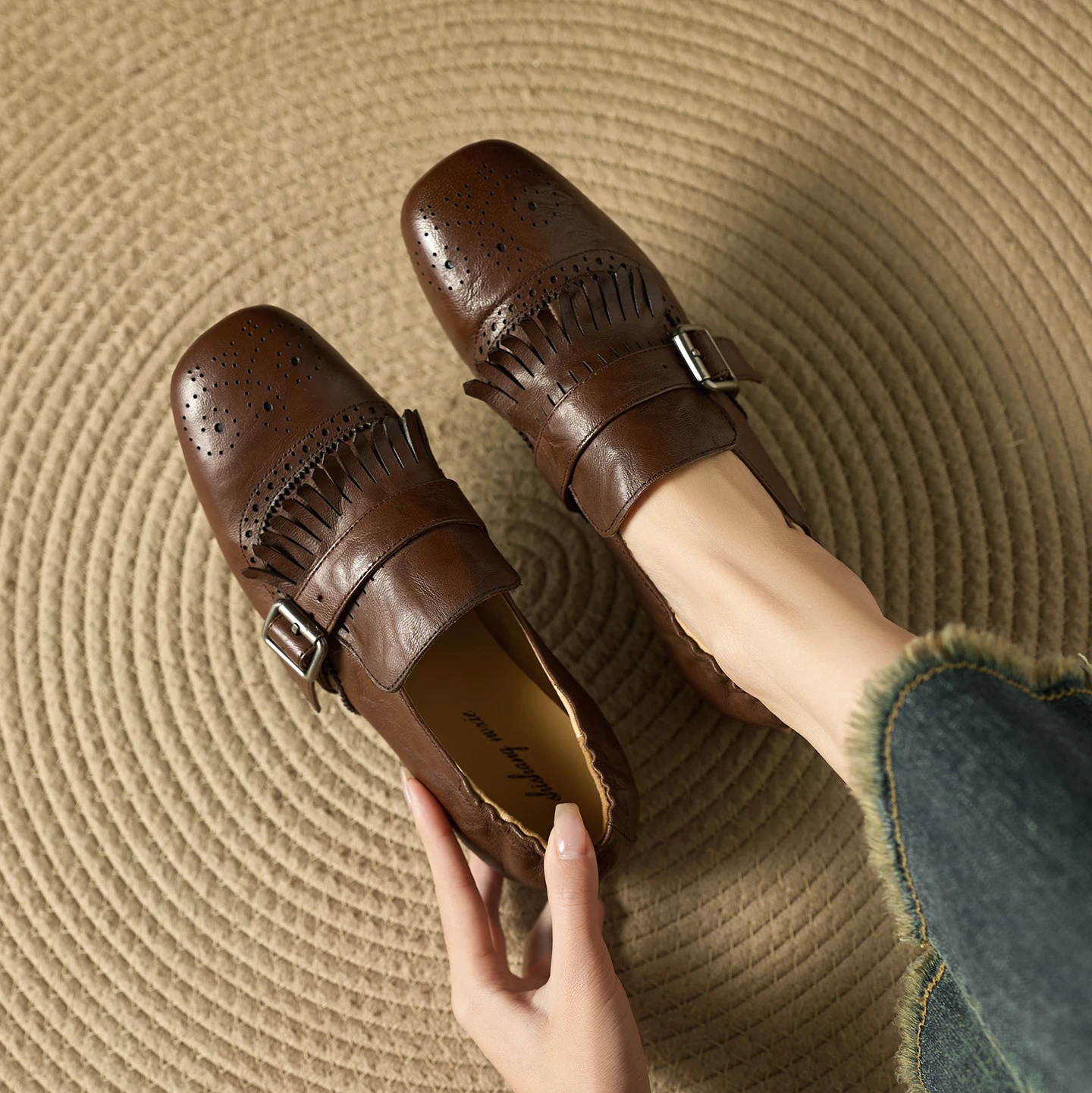 

2026 New Spring Genuine Leather Women Shoes Fashion Retro Round Toe Shoes for Women Women Pumps Flat Shoes Tassel Pumps
