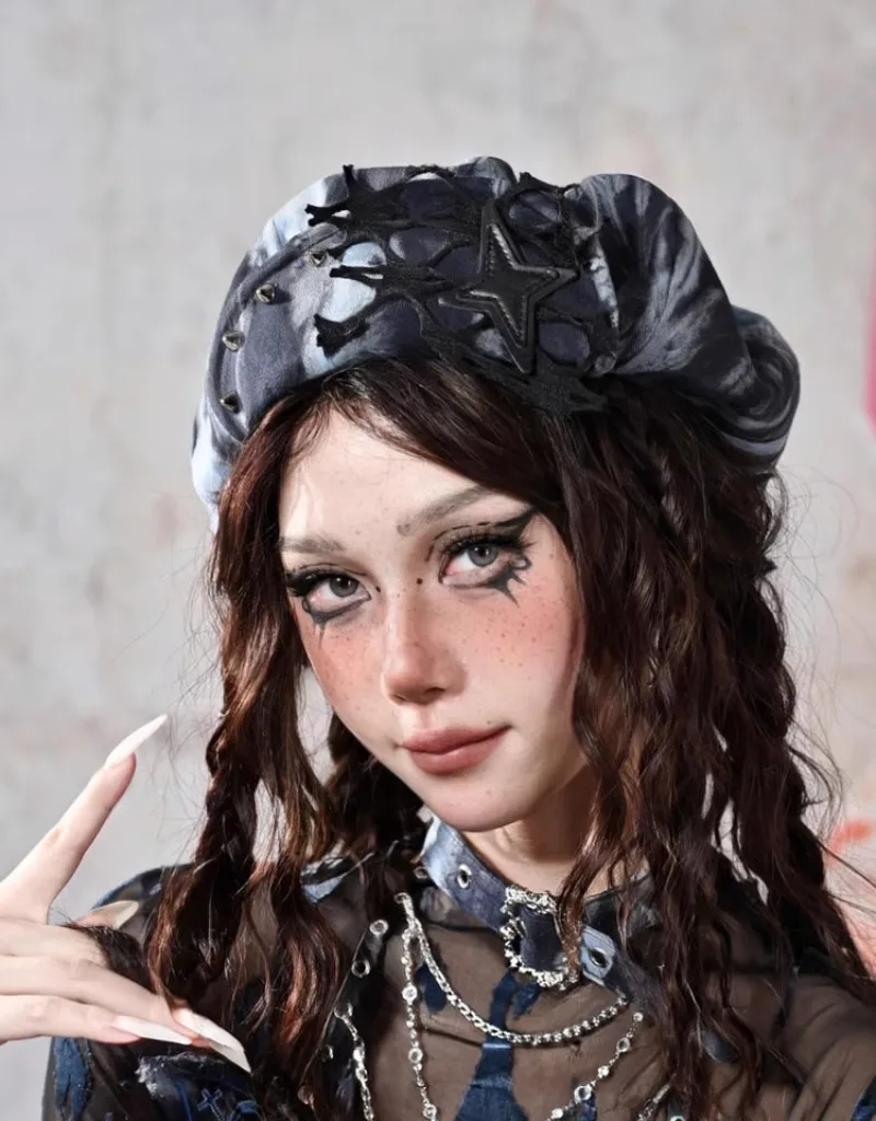 Popular Design Y2K Soft Girl Punk Style Hat Star Contrast Color Rivet Big Head Circle Fashion Beret Apparel Accessories Female