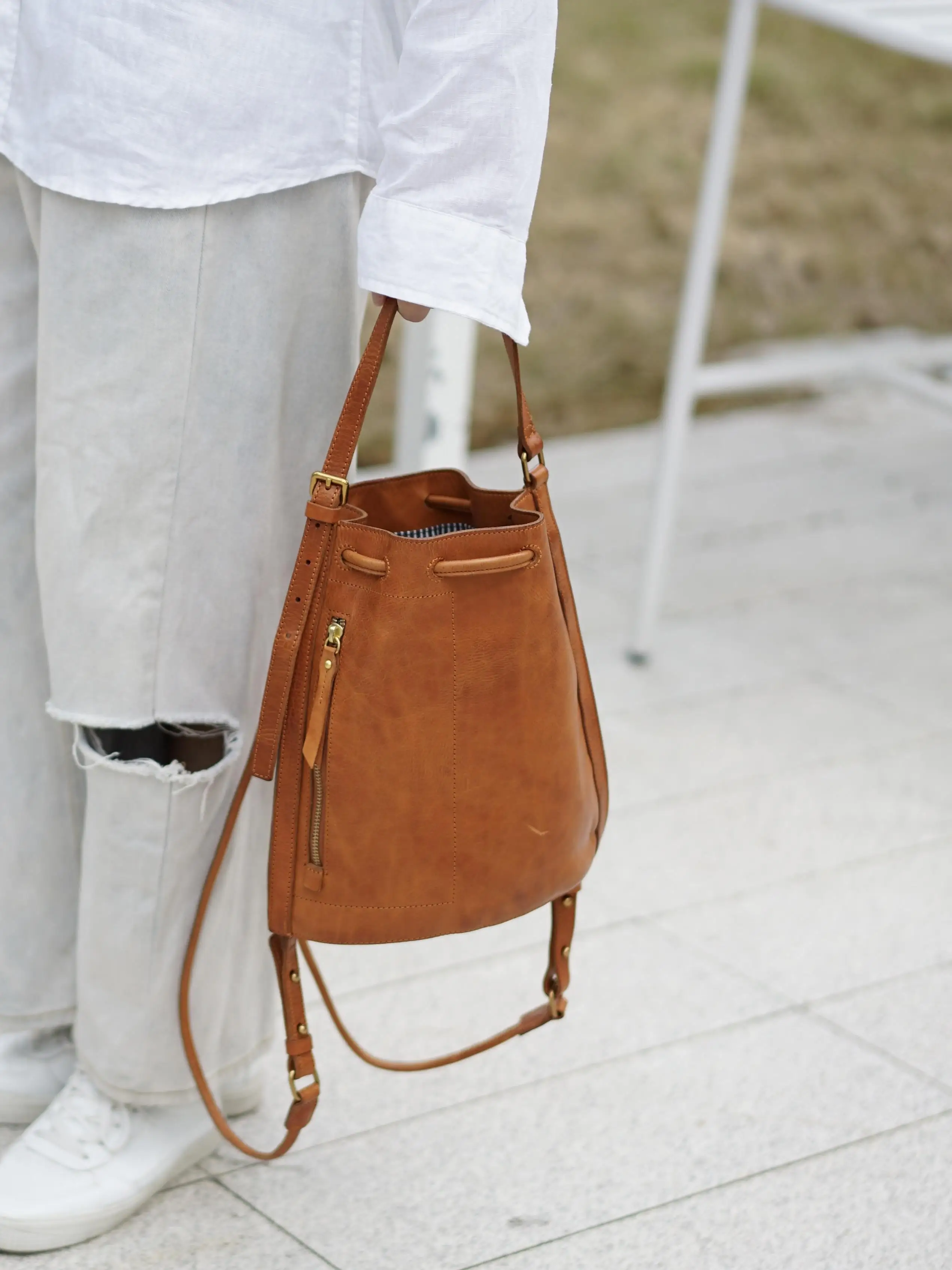 حقيبة ظهر نسائية من الجلد الأصلي عالية الجودة للسفر في الهواء الطلق من PNDME حقيبة ظهر فاخرة لتسلق الجبال في عطلة نهاية الأسبوع من جلد البقر #2