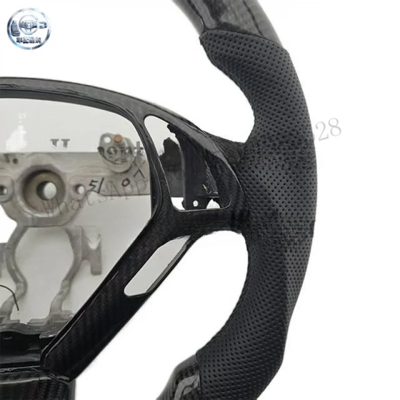 Hot Selling Quality Perforated Leather Carbon Fibre LED Sports Steering Wheel for Infiniti G27 G37 Q50