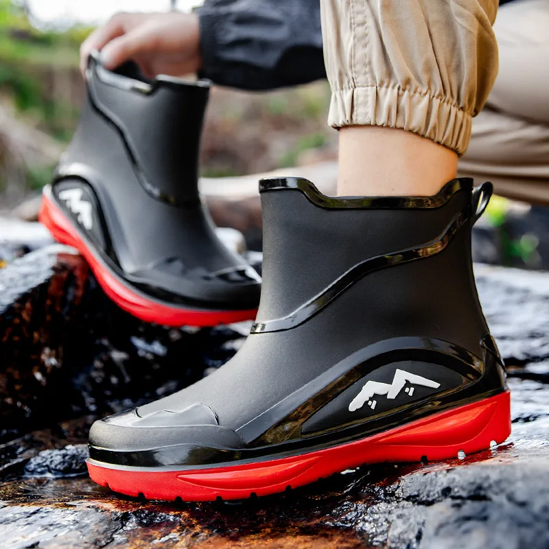 New Men Casual Waterproof Rain Boots Fashion Men Outdoor Slip-on Fishing Shoes Chef Work Ankle Boots Anti-slip Warm Water Shoes