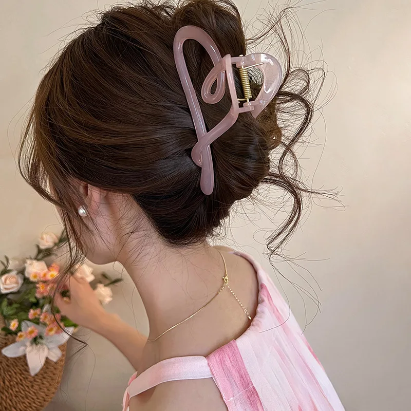 Vintage Heart Shape Hair Claw For Women Back Hair Holder Headband Elegant Hair Clips Hairpin Fashion Hair Accessories Headwear