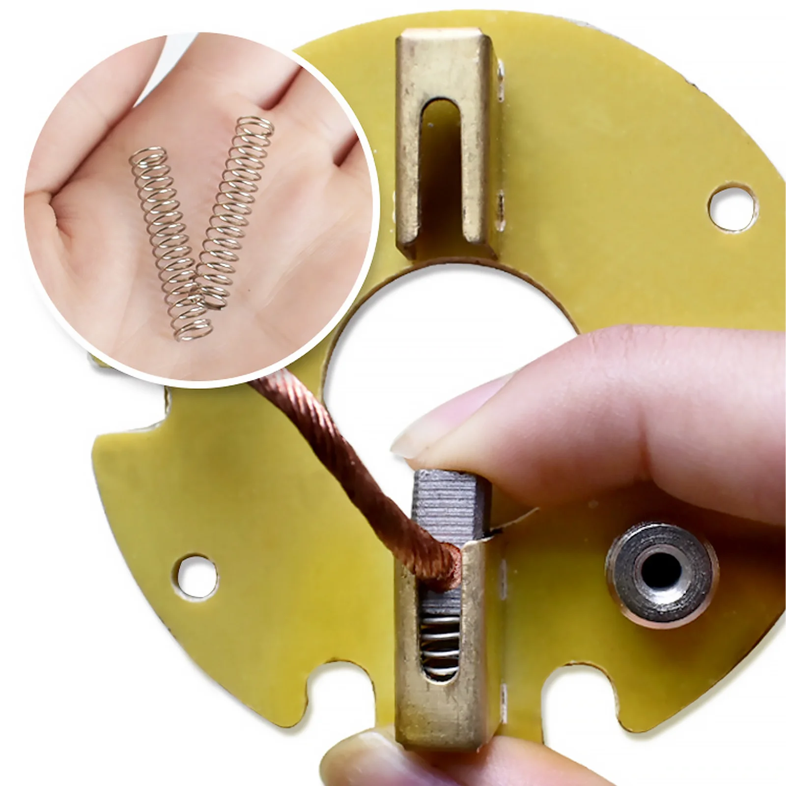 

2Pcs Ship Motor Carbon Brush Durable Material Practical Use Easy Installation Boat Accessories Springs Included