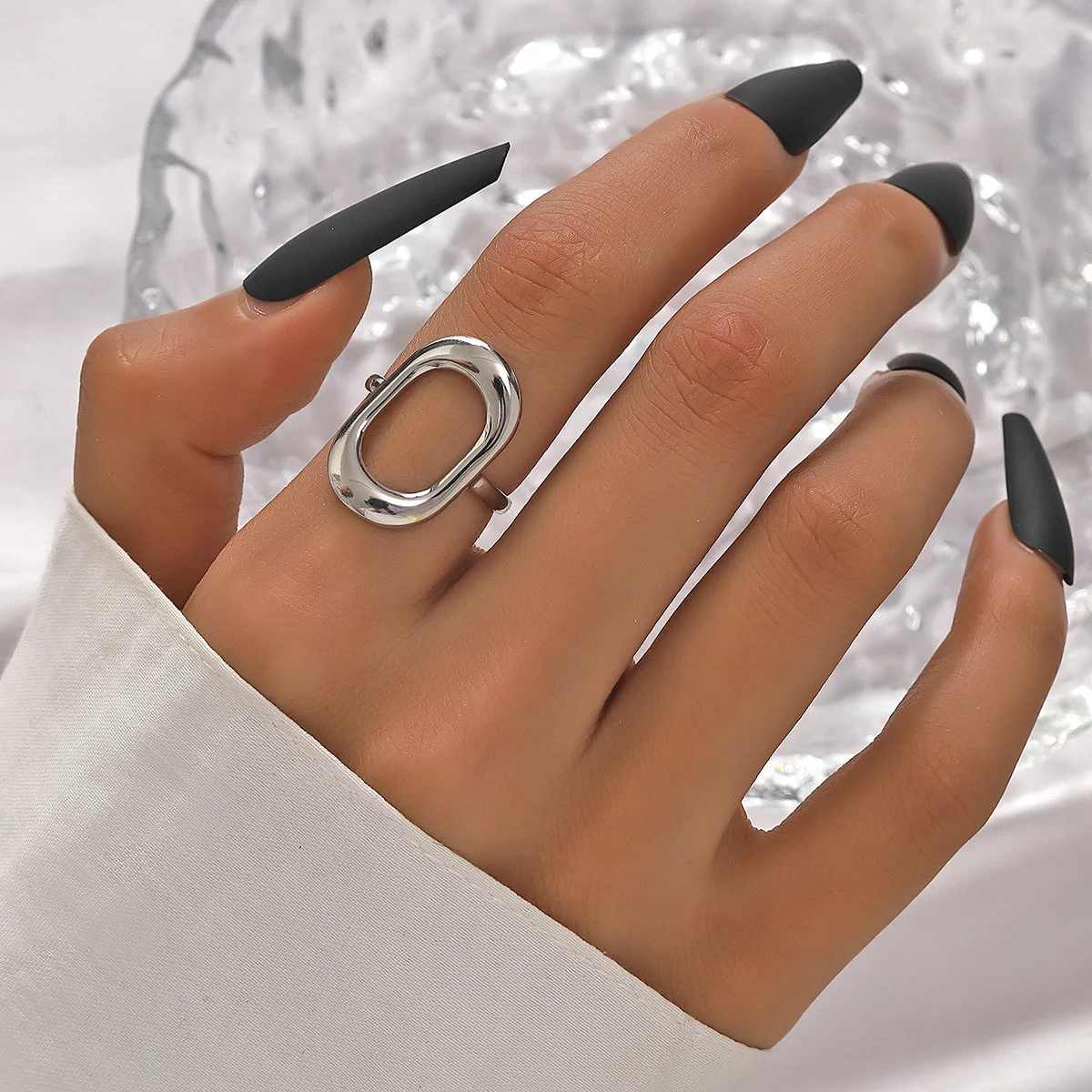 Ring Hollow geometric rectangular ring Cross-border fashion women's versatile titanium steel non-fading ring