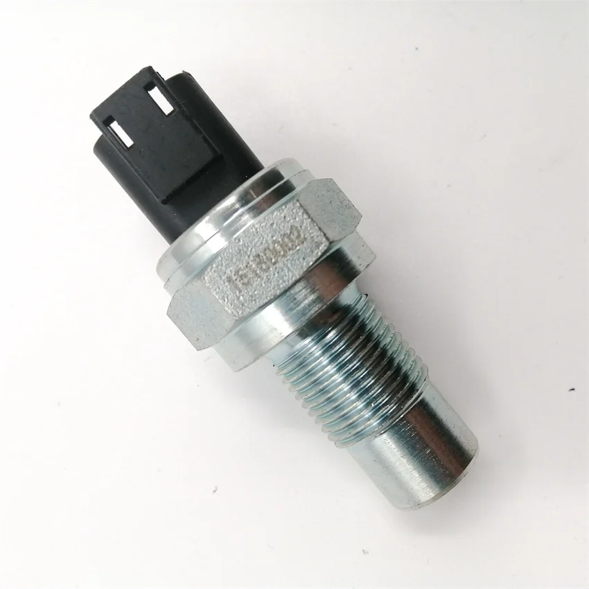 

New High-quality excavator accessory Truck Oil Pressure Sensor for Excavator Pressure sensing plug sensor OE 15180002