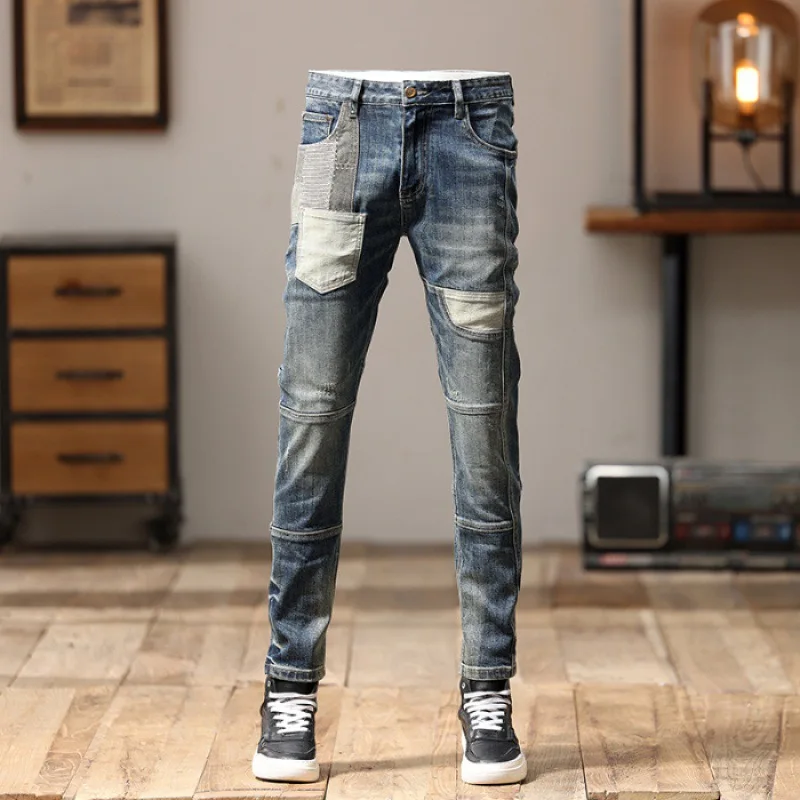 Jeans de motocicleta de perna reta masculino, patchwork de costura, slim fit, roupas leves, calças de personalidade Pu Shuai, na moda