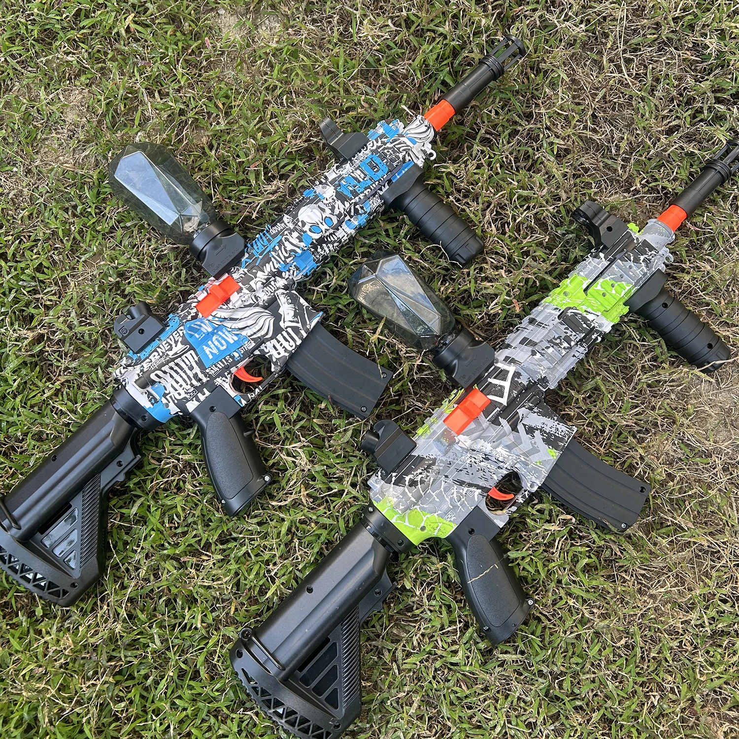 2026年新型M416電動自動玩具銃、スムーズなリローディング、7-8mm、2色展開、3.7VバッテリーとUSB充電ケーブル付き、新年の贈り物