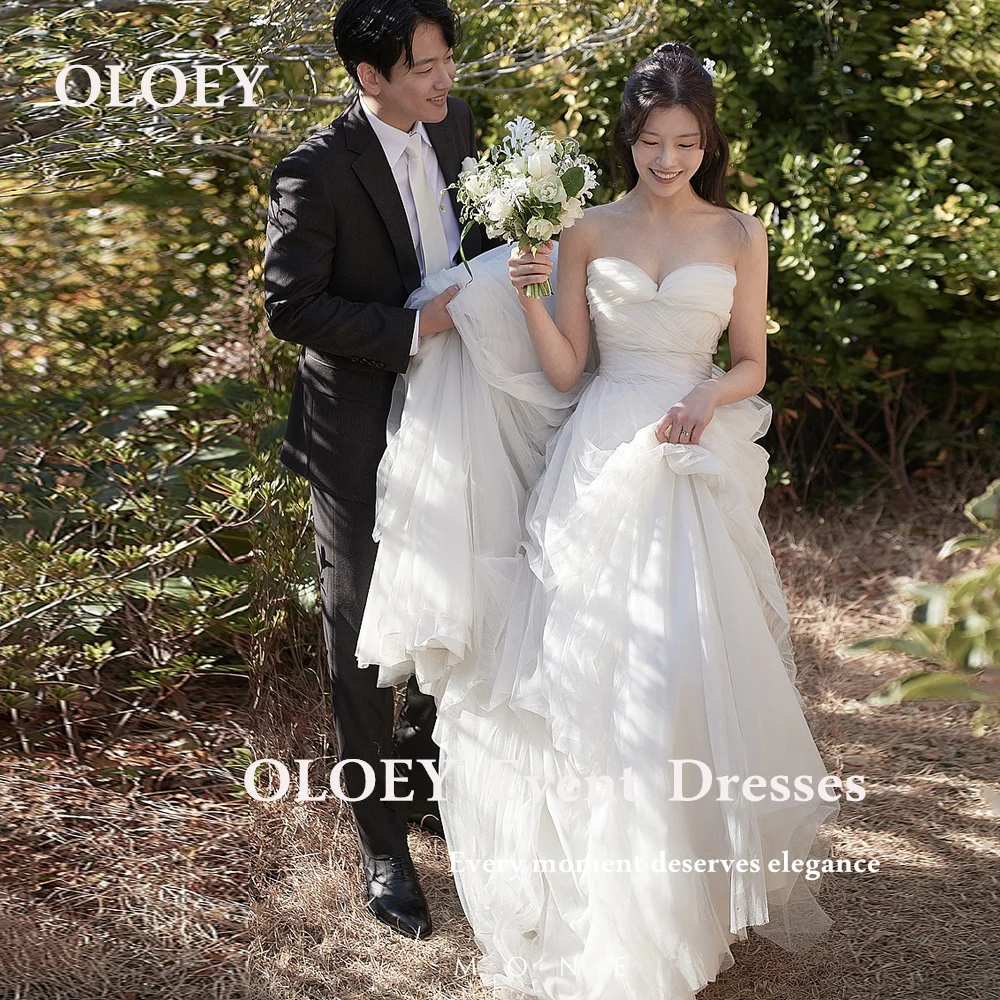 

OLOEY Elegant A Line Wedding Dresses Korea Photo Shoot Sweetheart Neck Floor Length Bridal Gowns Sleeveless Pleats Customized