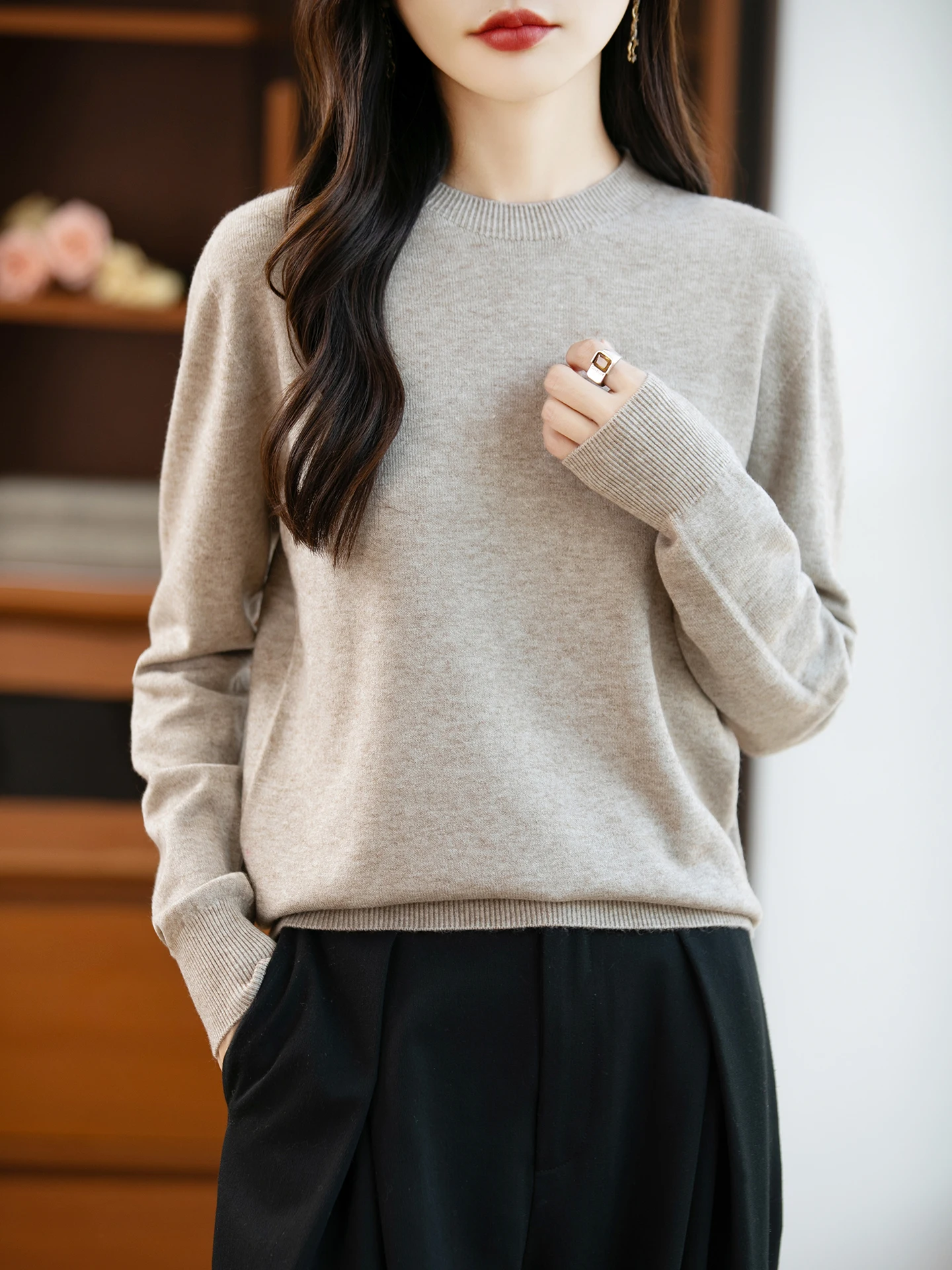 

Классический осенне-зимний женский свитер, базовый женский трикотаж из мериносовой шерсти, пуловер с круглым вырезом, однотонная одежда с длинными рукавами, топ, мягкий трикотаж