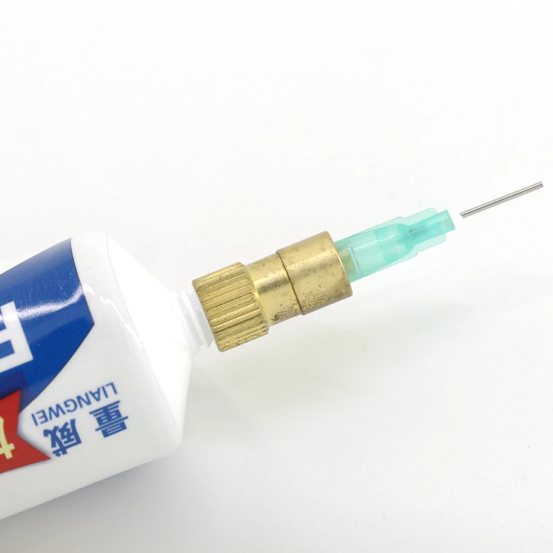 The Plastic Needle Adapter Is Used for B7000/T7000/T8000 To Adjust The Needle Size and Solve The Problem of Size Discrepancy