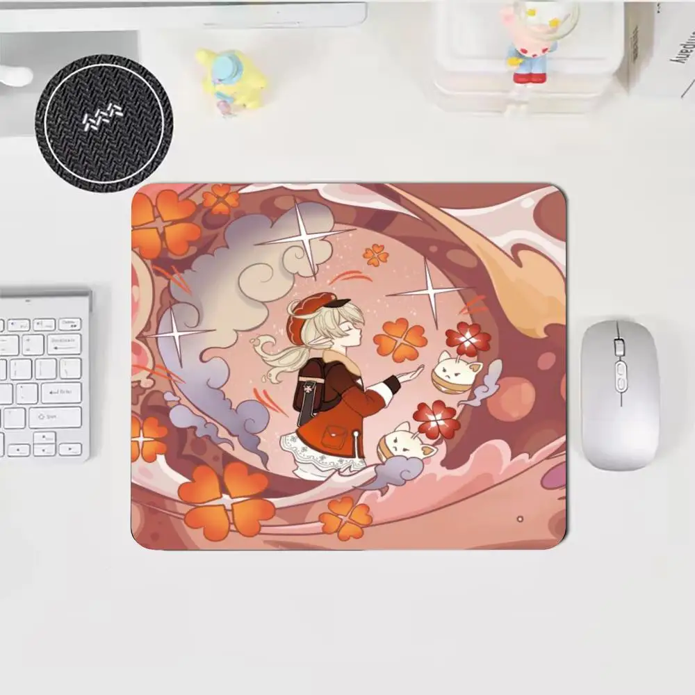 

Маленький коврик для мыши Genshin Impact Game Character, настольный коврик с прошитыми краями, резиновые противоскользящие аксессуары для ПК, игровой коврик, офисные коврики