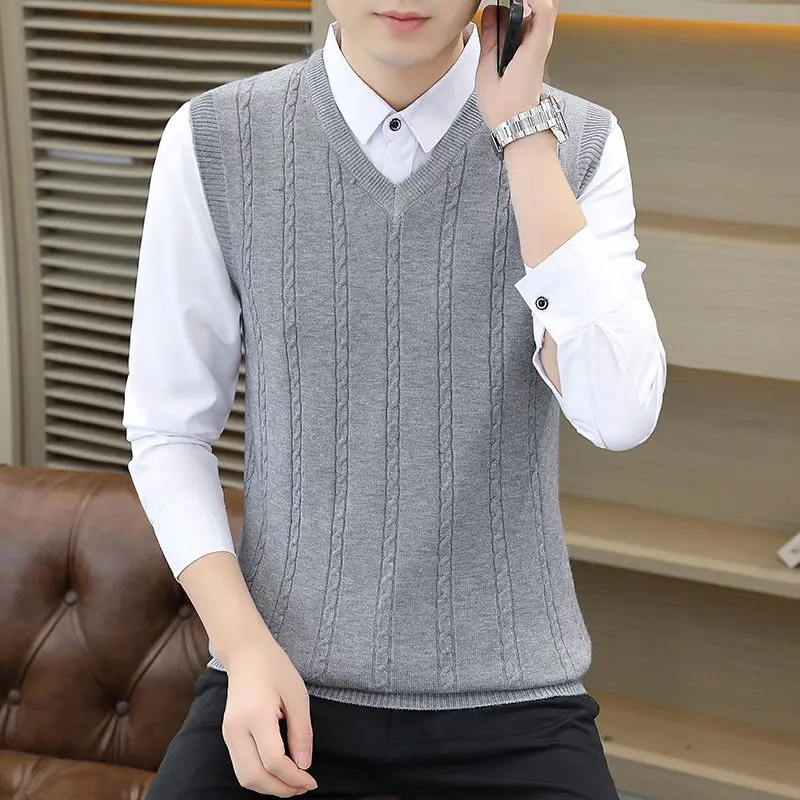 

Autumn Winter Korean Youth Men's Sleeveless Knitted Vest V Neck Pullover Jacquard Sweater Solid Color Knitted Pullover Casual