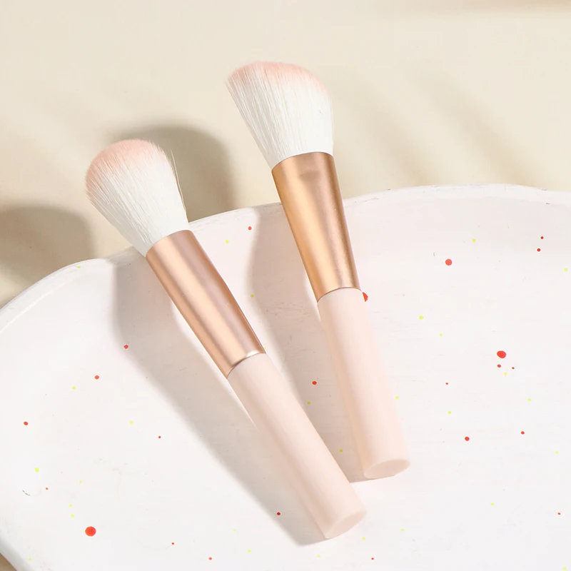 [JN] فرش مكياج صغيرة احترافية لأدوات كريم الأساس السائل وأحمر الخدود وخافي عيوب البشرة وظلال الأنف وأدوات الوجه