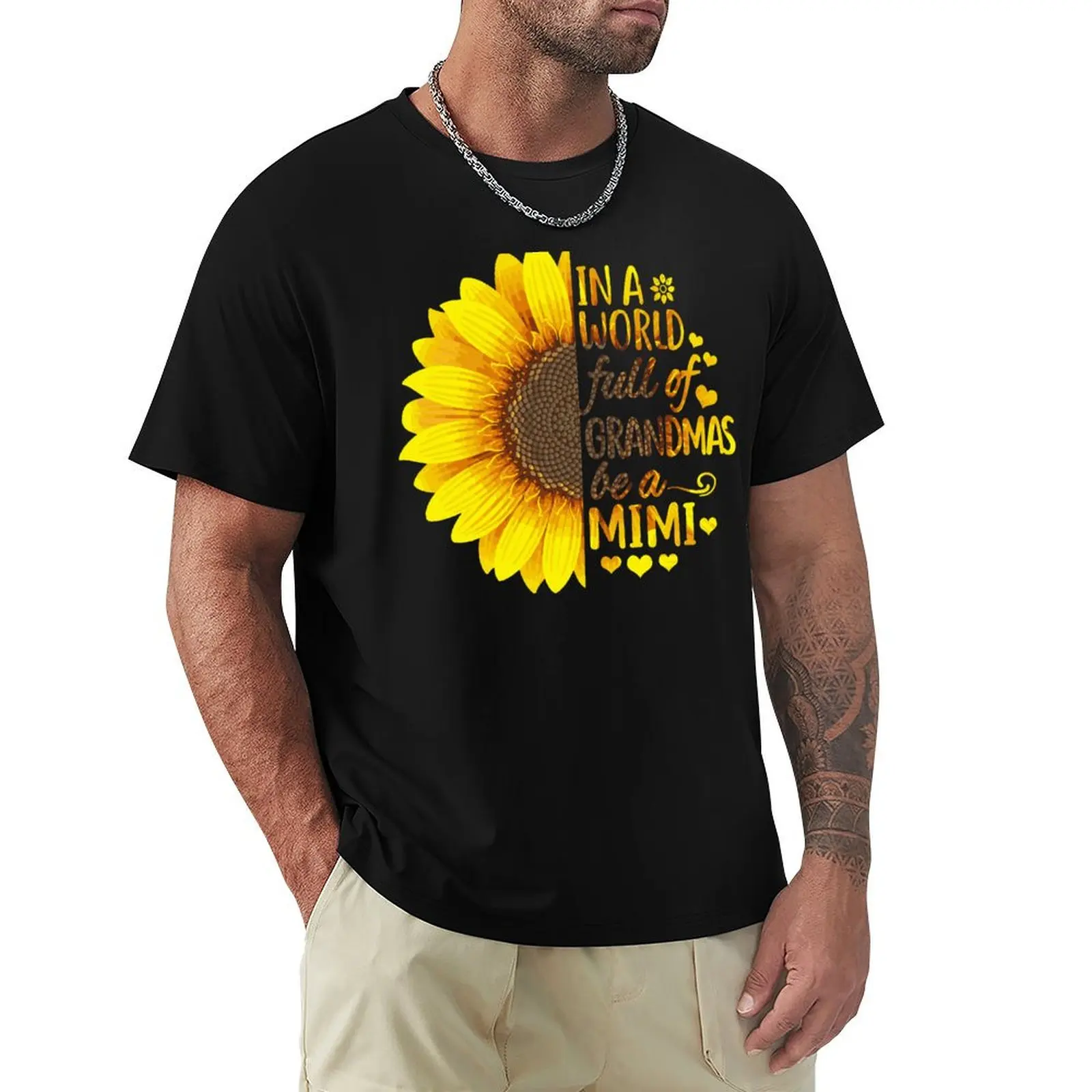 In a world full of Grandmas be a Mimi shirt T-Shirt Comfortable Daily Wear Tee