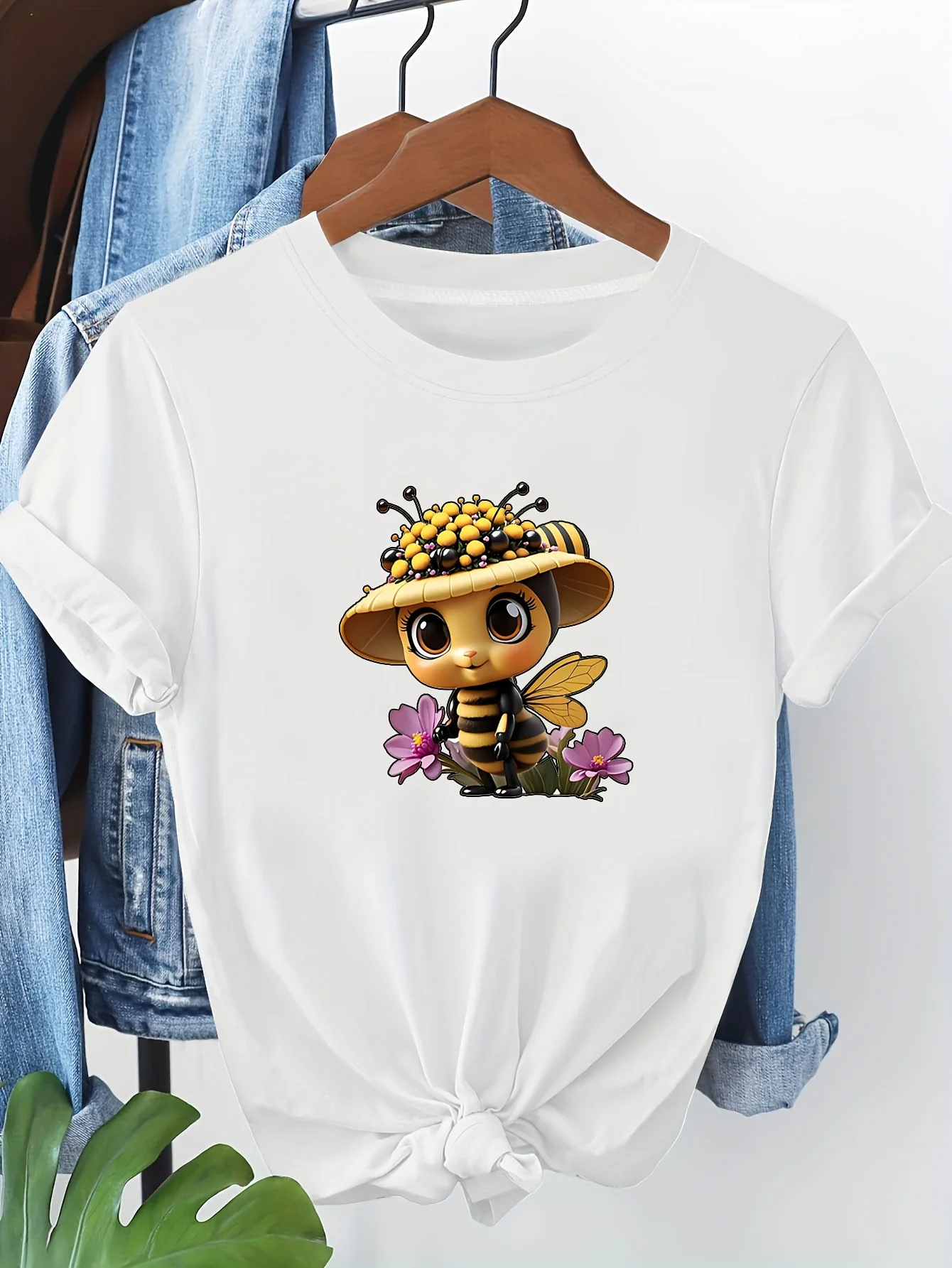 Women Bee Flower Print Short Sleeve T Shirt Cute Spring Outing Top Casual Friends Gathering Tee
